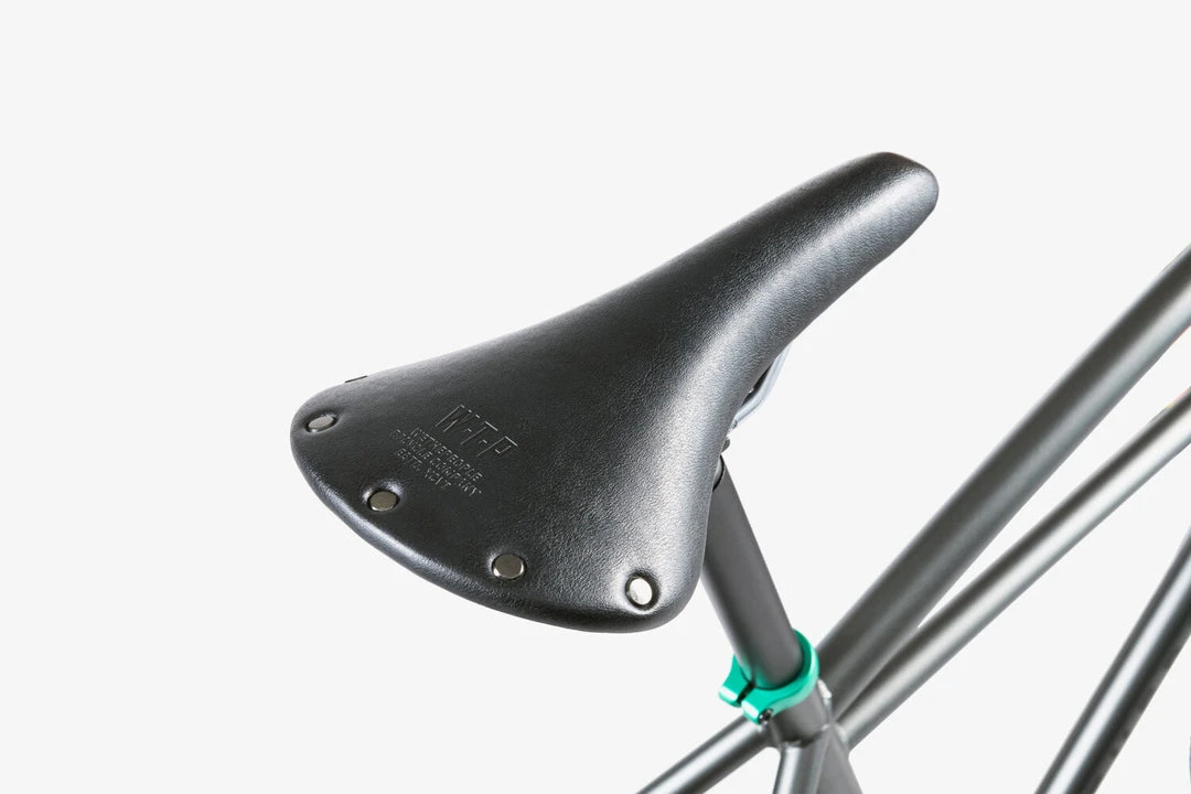 Wethepeople Avenger 27.5" Bike (2022) 8 Wethepeople Avenger 27.5" Bike (2022)